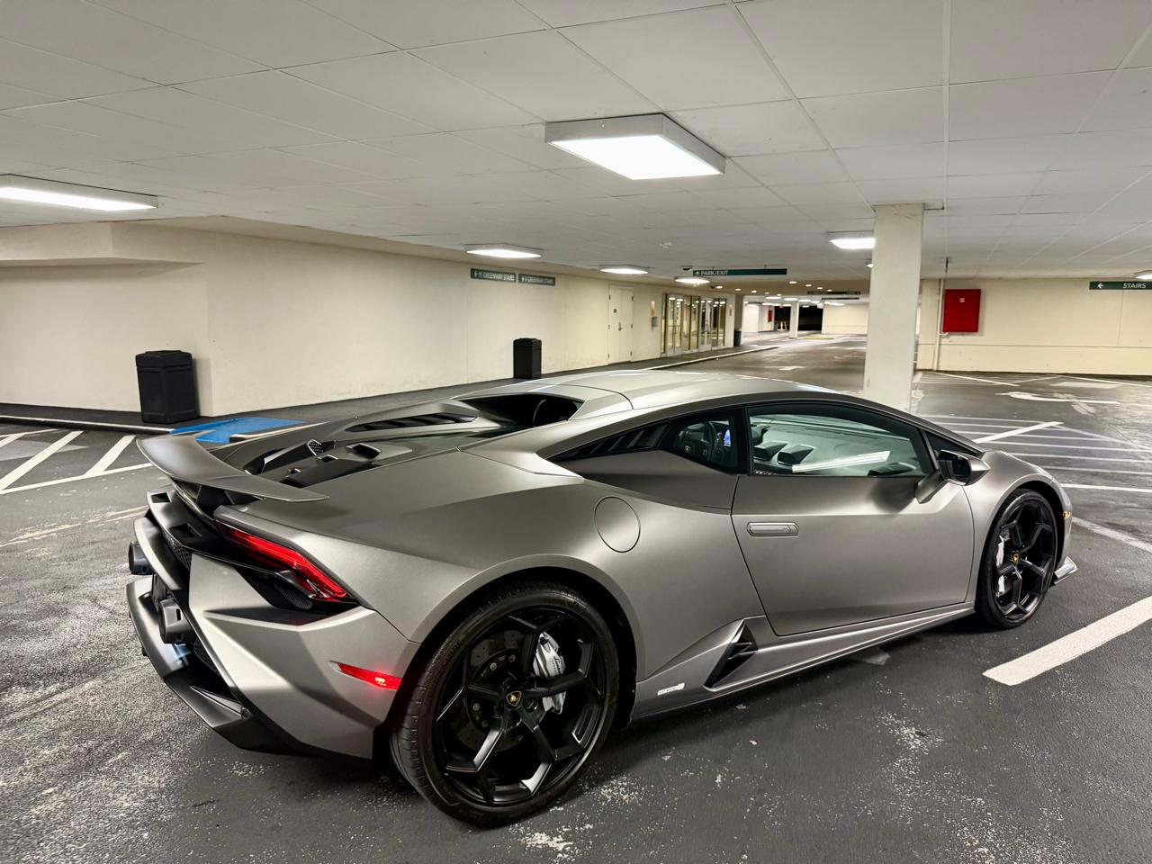 Lamborghini Huracan Tecnica Coupe 2023