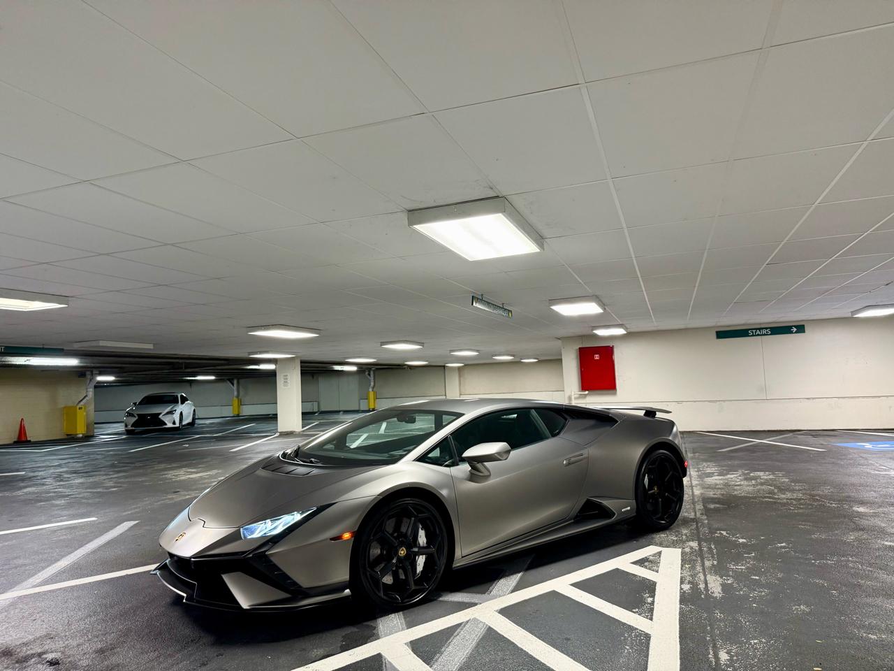 Lamborghini Huracan Tecnica Coupe 2023