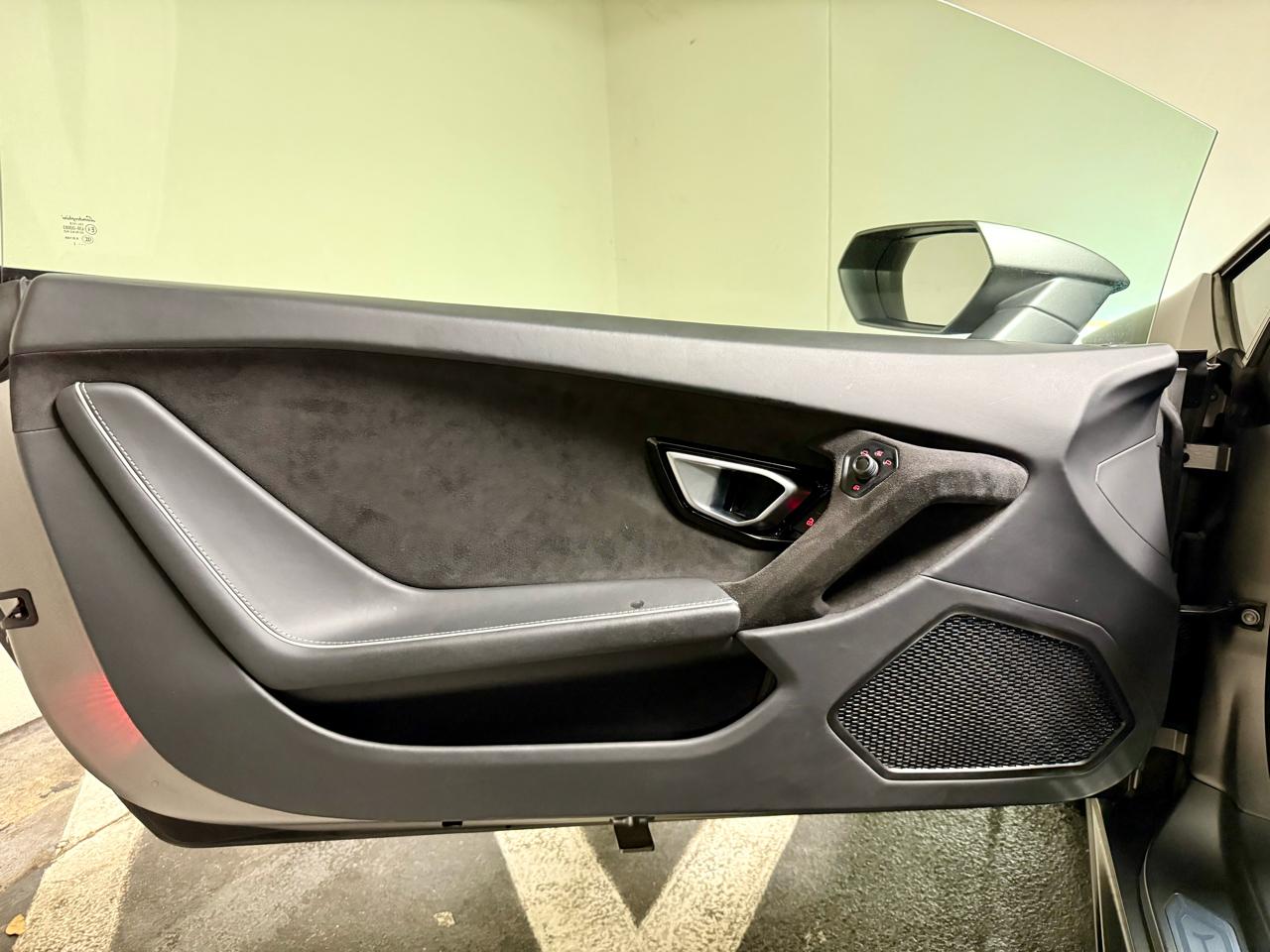 Lamborghini Huracan Tecnica Coupe 2023