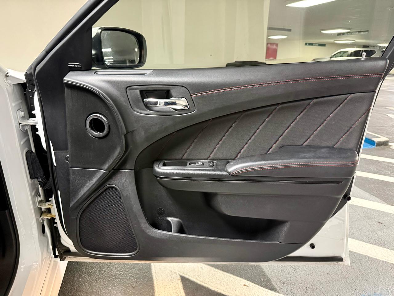 Dodge Charger SRT Hellcat RWD 2019