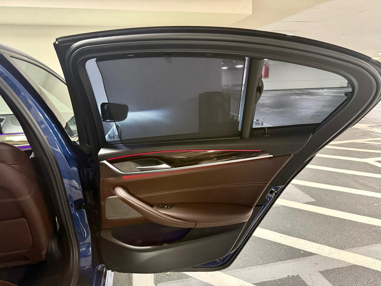 BMW 5 Series M550i xDrive Sedan 2022