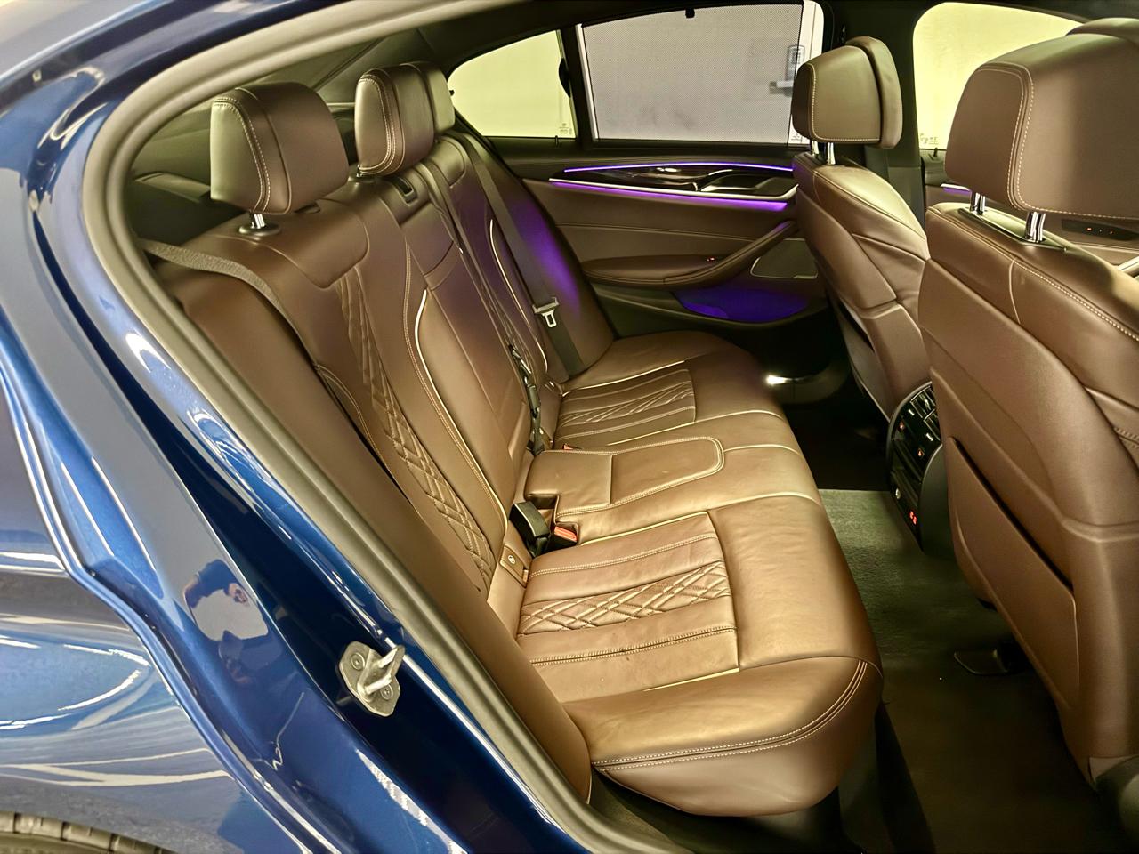 BMW 5 Series M550i xDrive Sedan 2022
