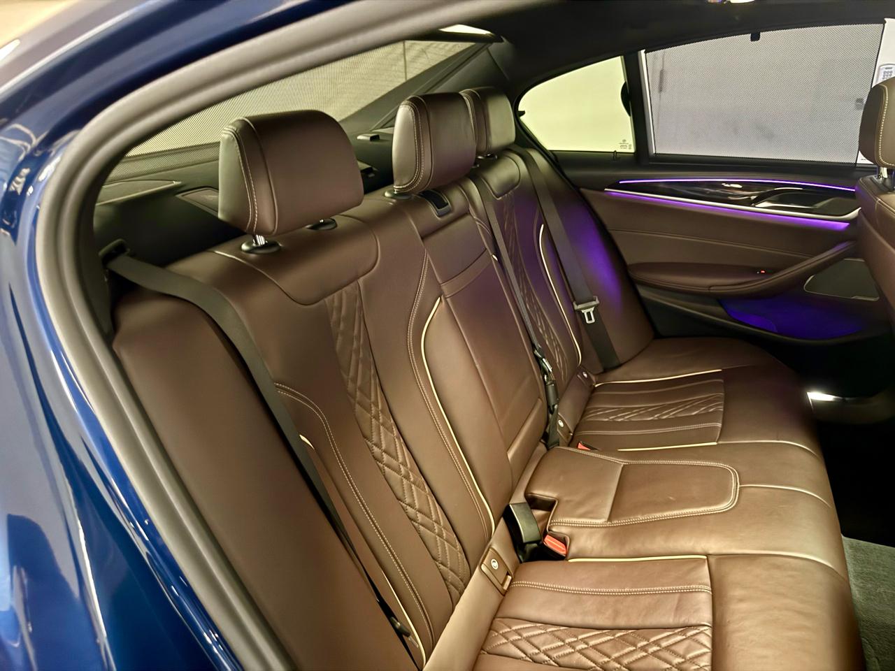 BMW 5 Series M550i xDrive Sedan 2022