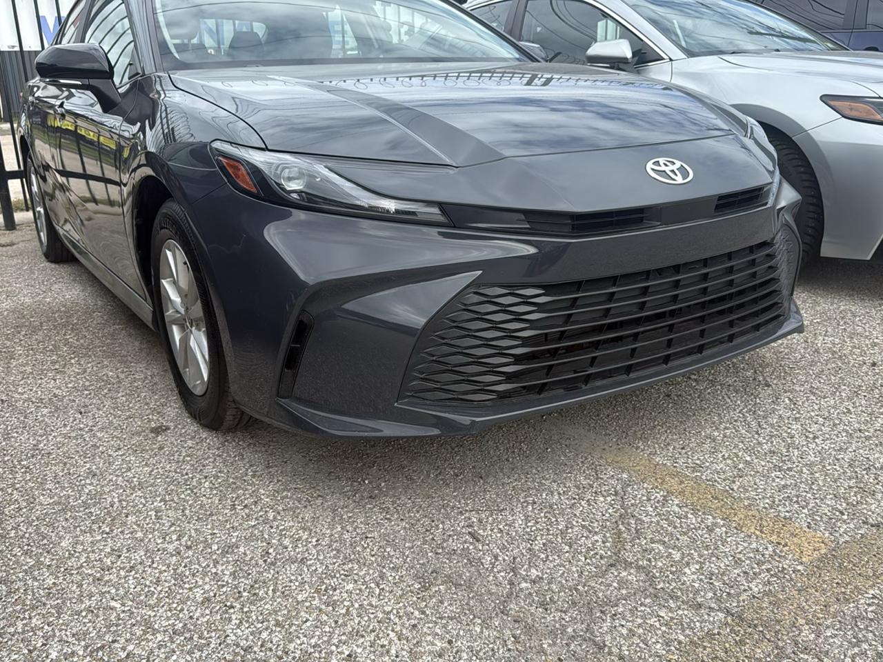Toyota Camry XLE (Natl) 2025