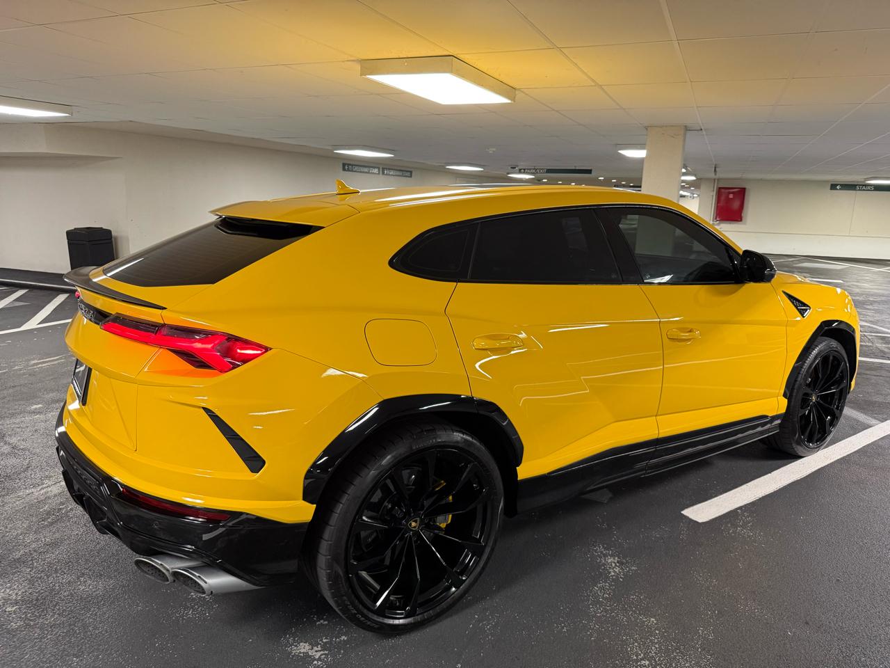 Lamborghini Urus AWD 2022