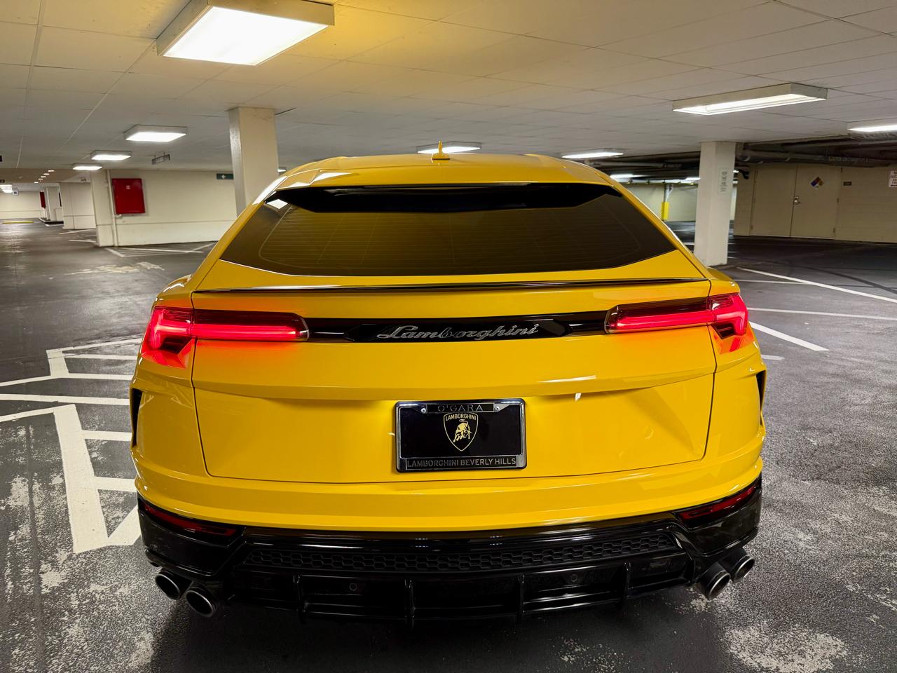 Lamborghini Urus AWD 2022