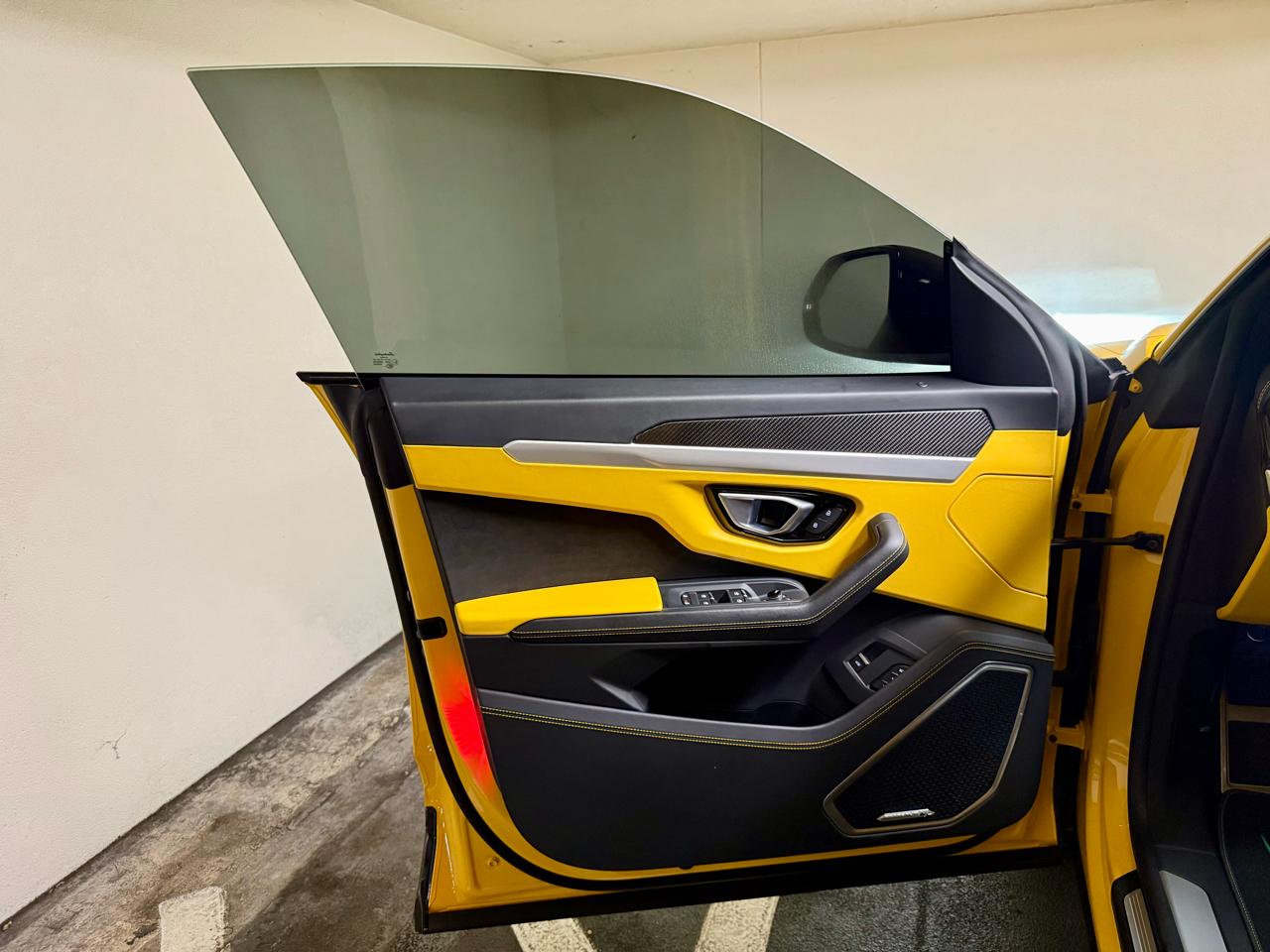 Lamborghini Urus AWD 2022