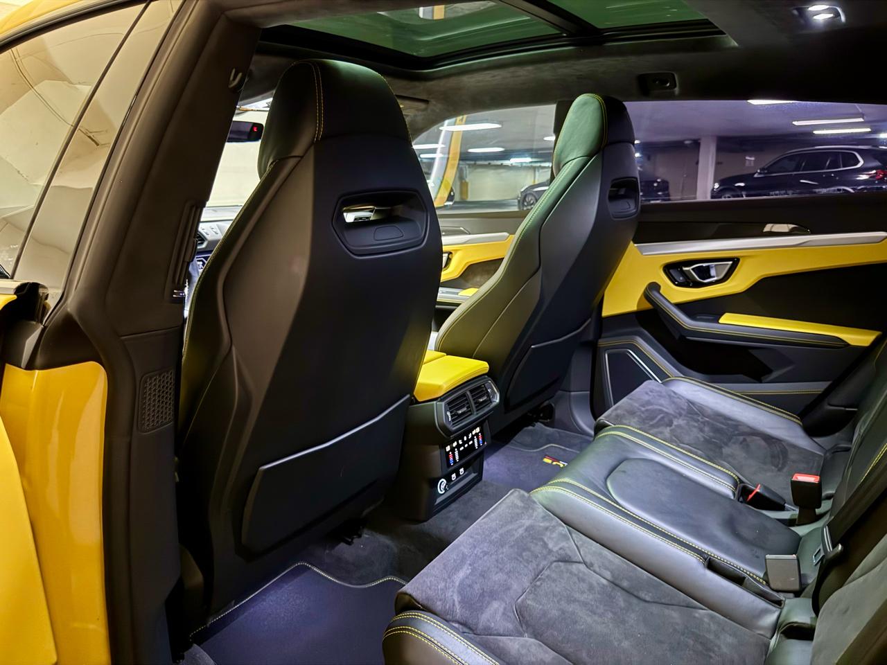 Lamborghini Urus AWD 2022