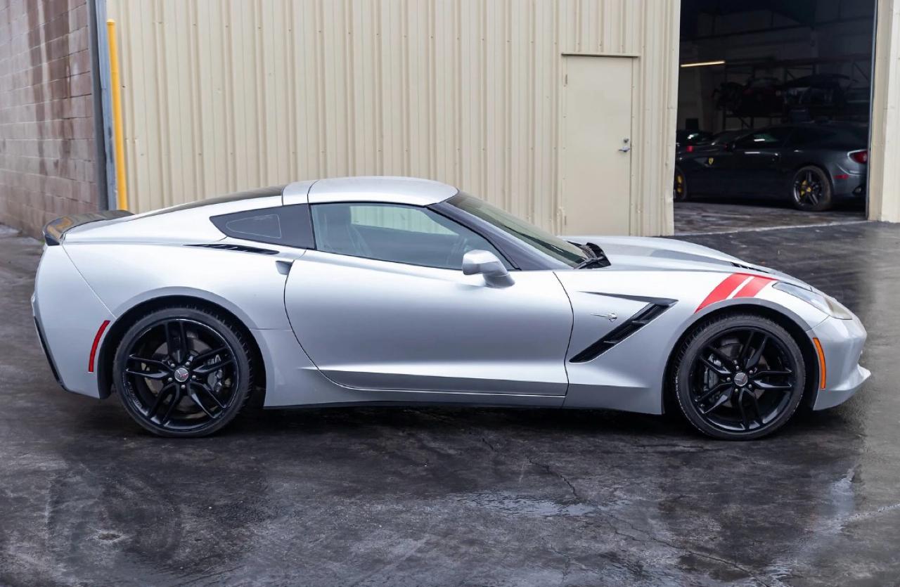 Chevrolet Corvette 2dr Stingray Cpe w/3LT 2017