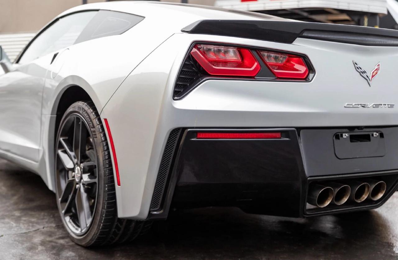 Chevrolet Corvette 2dr Stingray Cpe w/3LT 2017