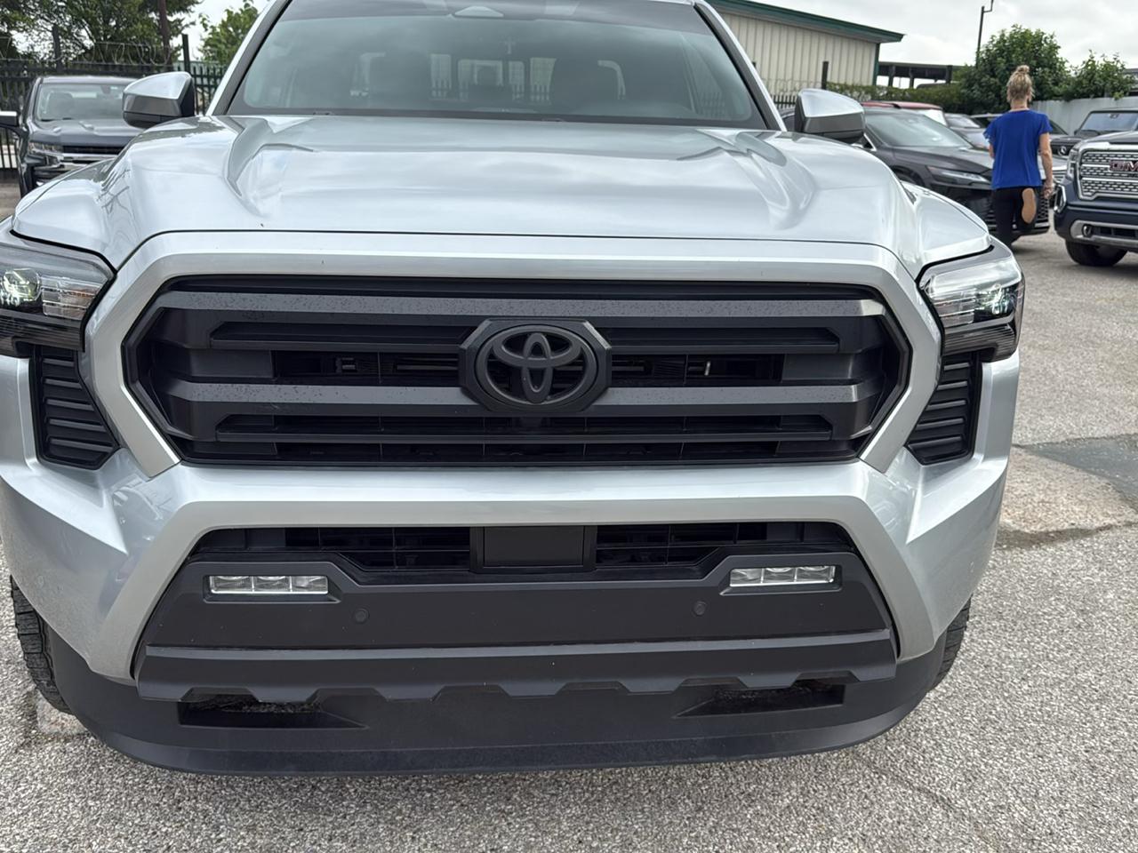 Toyota Tacoma 2WD TRD Sport Double Cab 5' Bed AT (Natl) 2025