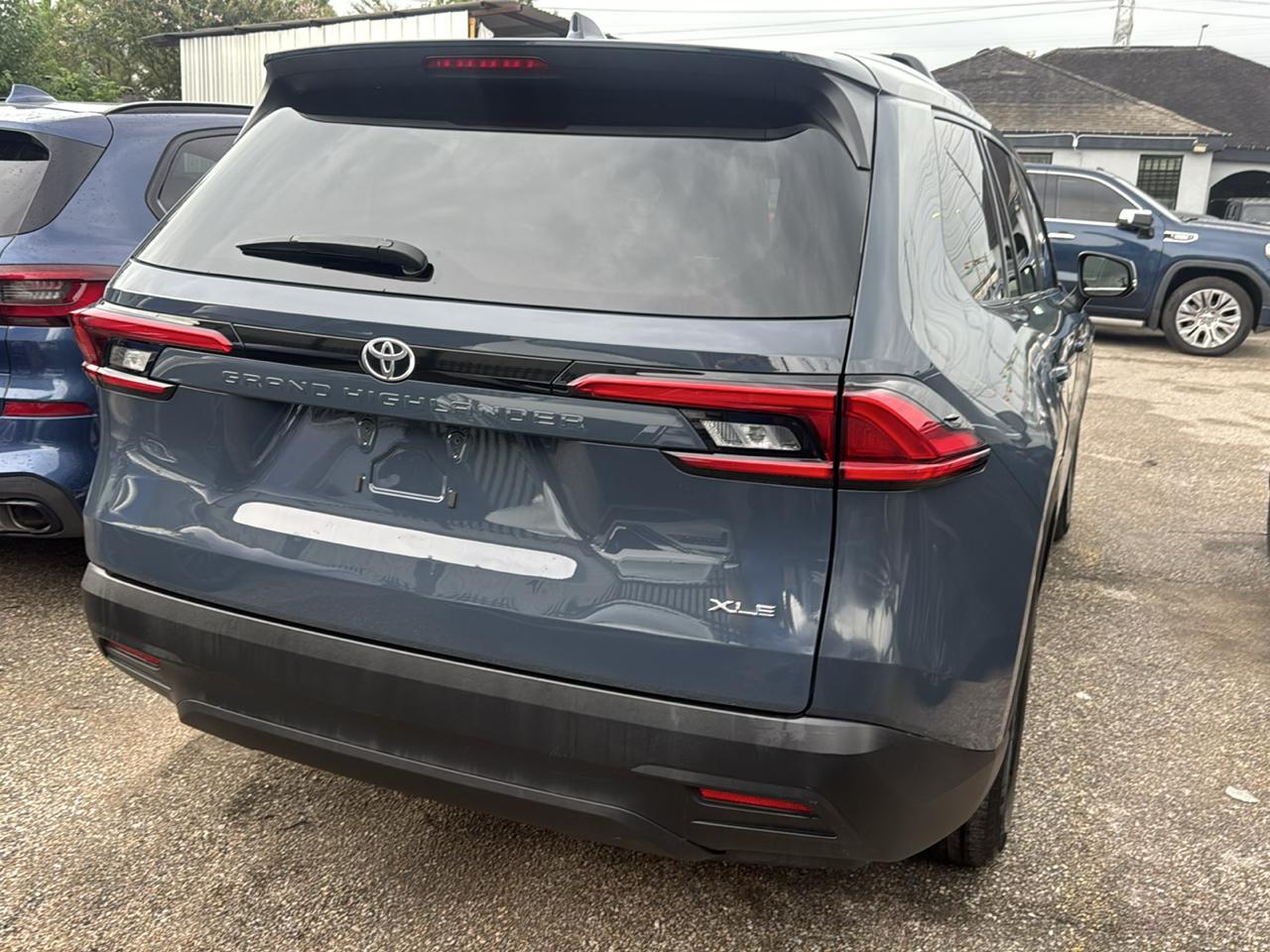 Toyota Grand Highlander Limited FWD (Natl) 2024