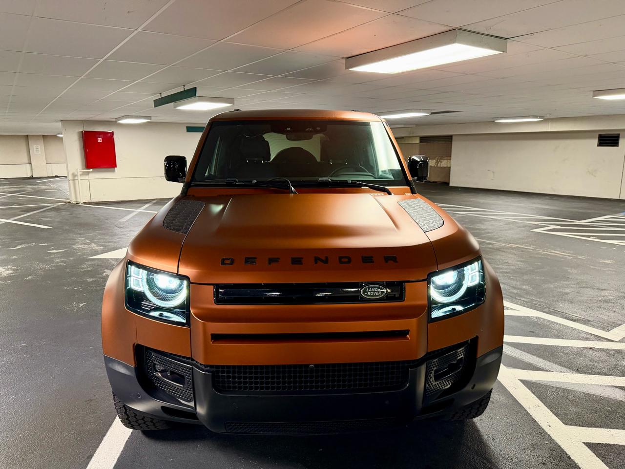 Land Rover Defender 110 P300 S 2024