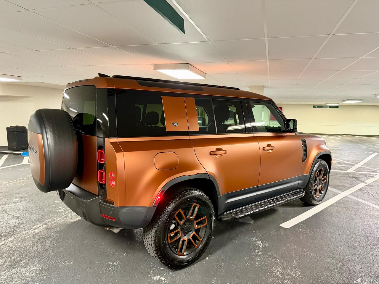 Land Rover Defender 110 P300 S 2024