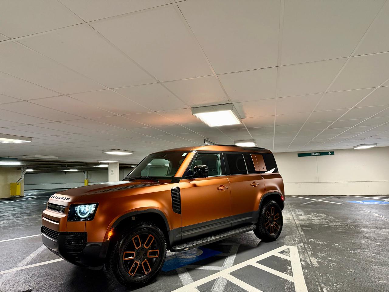Land Rover Defender 110 P300 S 2024