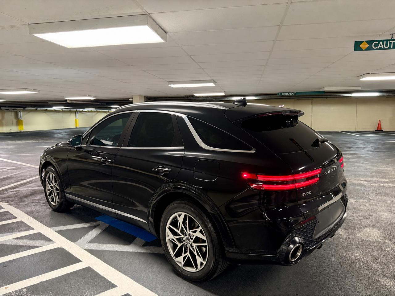 Genesis GV70 2.5T AWD 2022