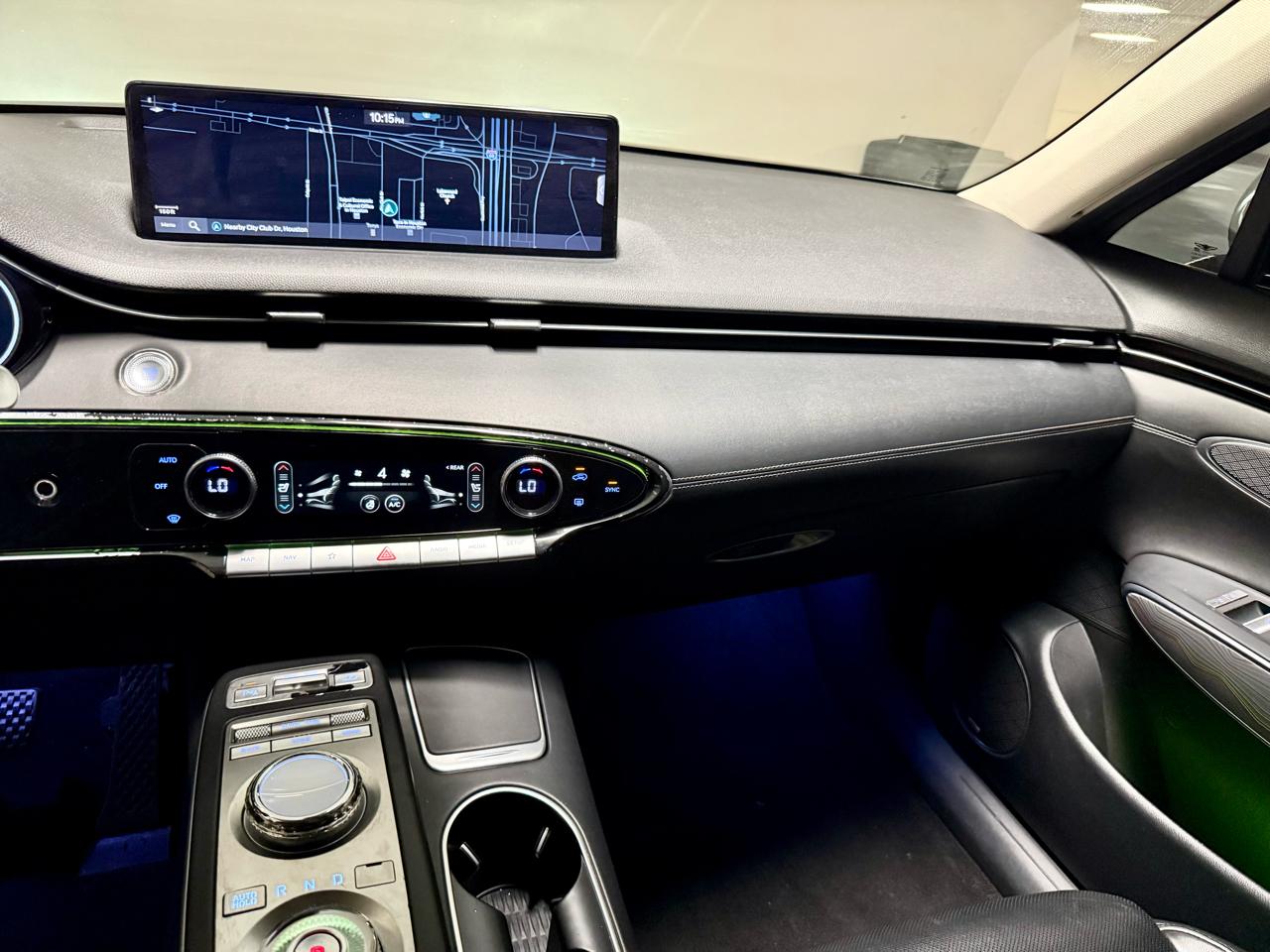Genesis GV70 2.5T AWD 2022