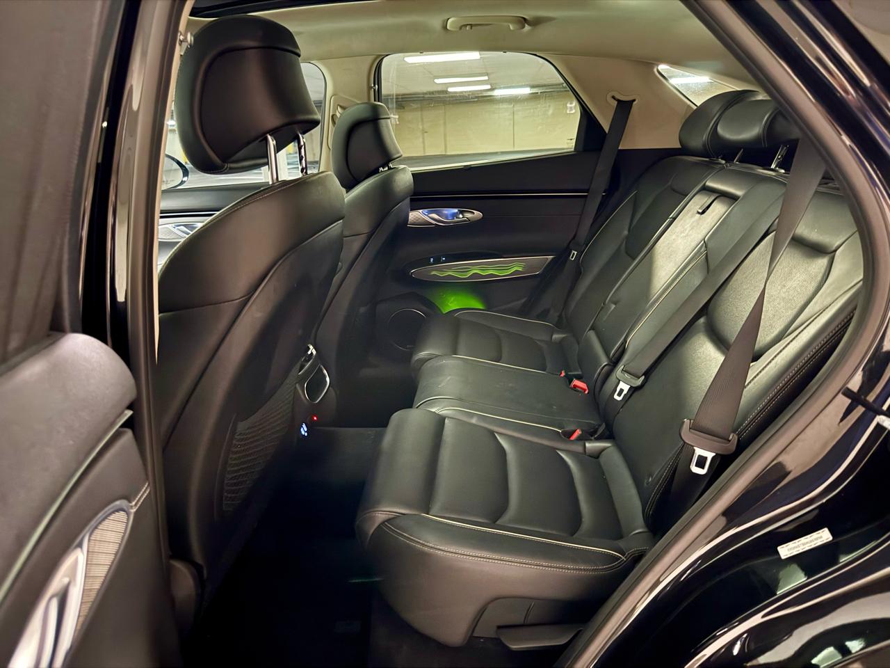 Genesis GV70 2.5T AWD 2022