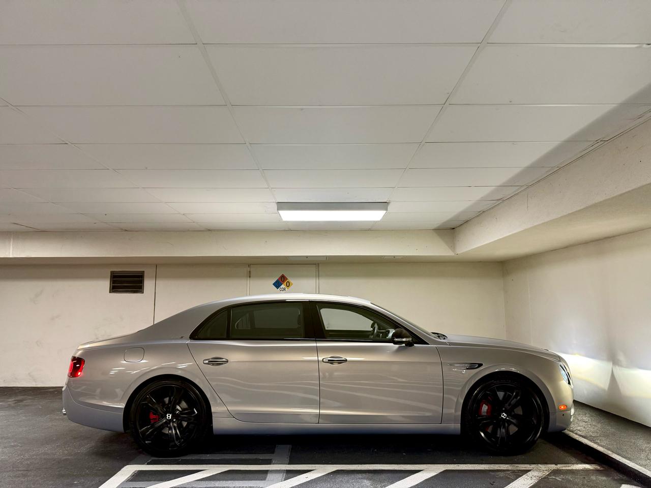Bentley Flying Spur W12 S Sedan 2017