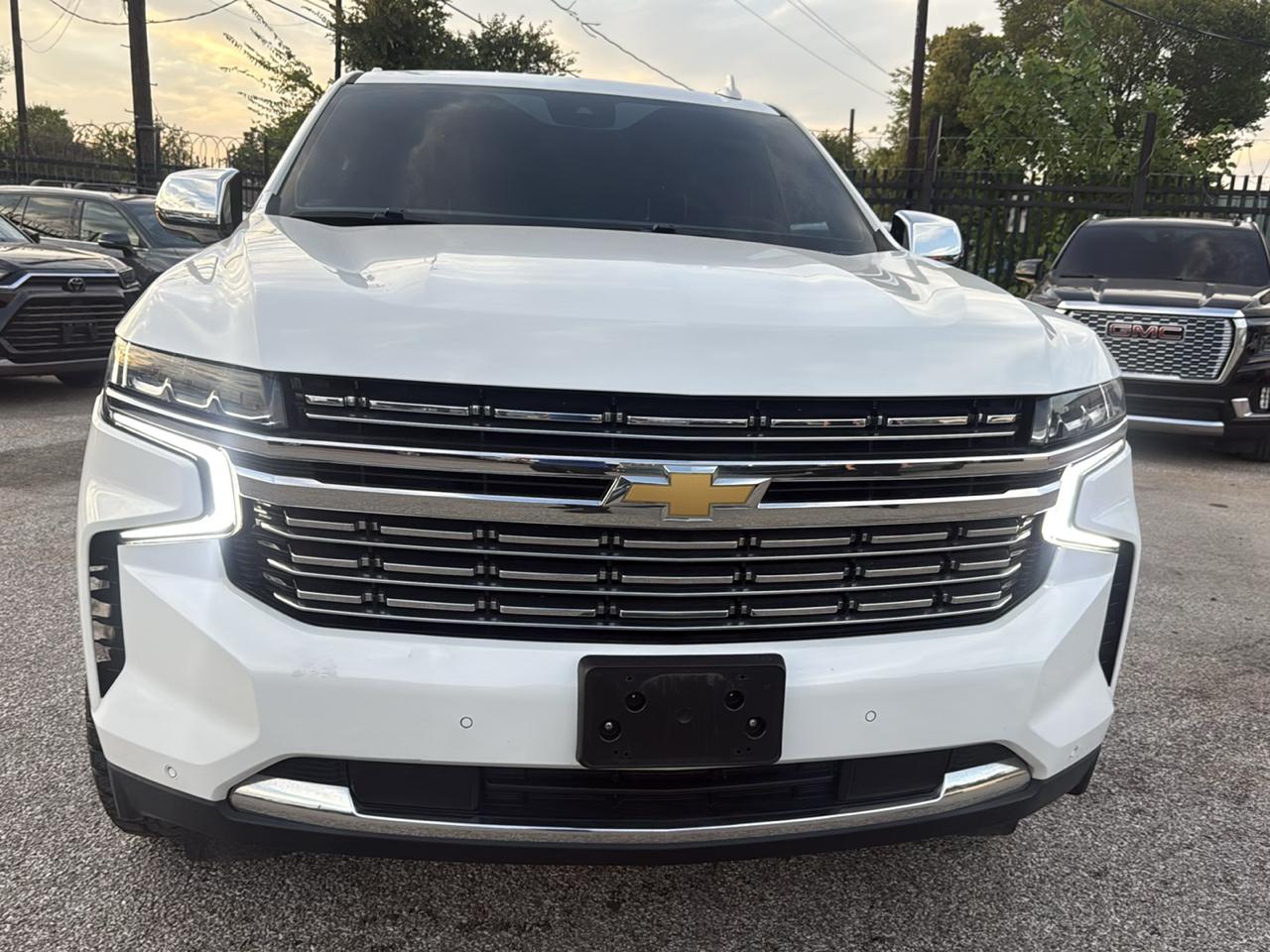Chevrolet Suburban 4WD 4dr Premier 2023