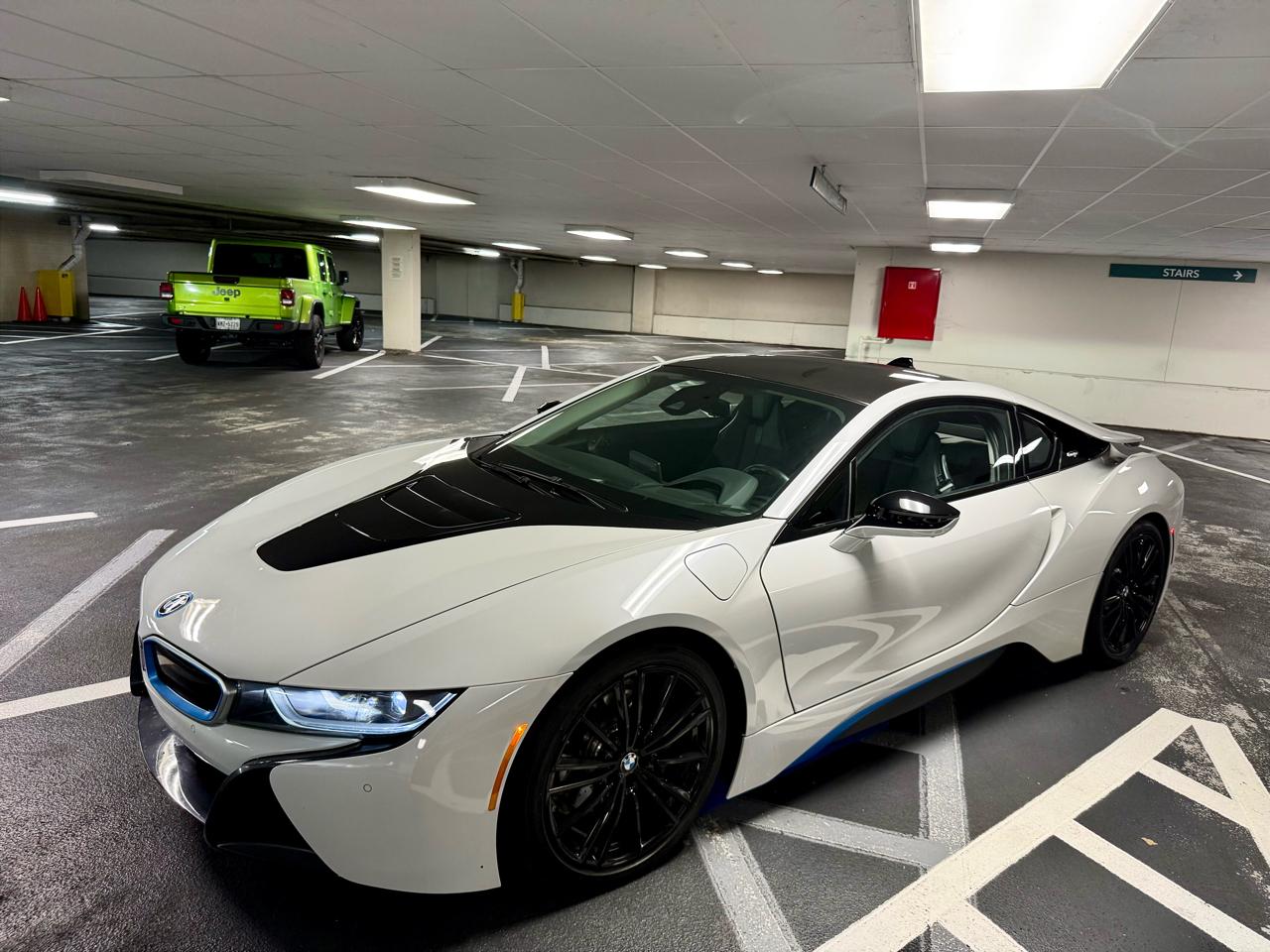BMW i8 Coupe 2019