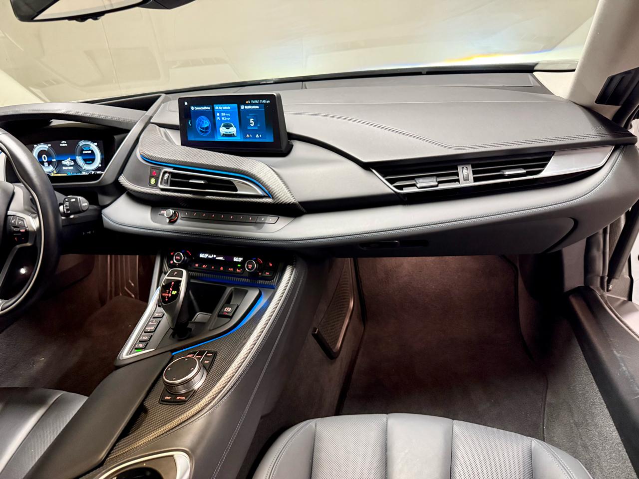 BMW i8 Coupe 2019