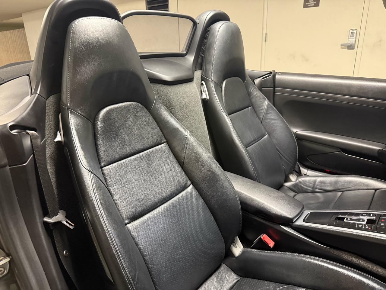 Porsche 718 Boxster Roadster 2017