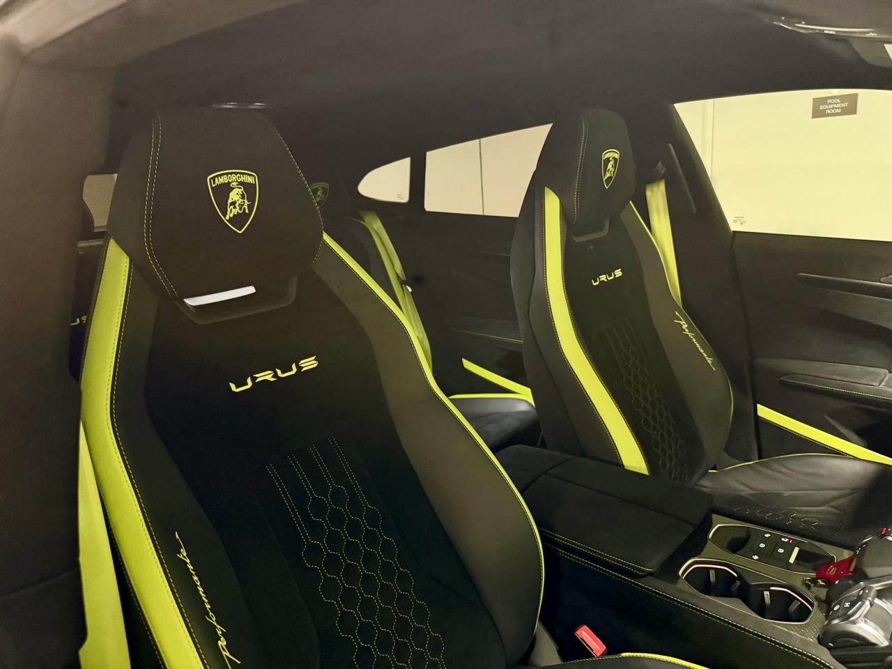 Lamborghini Urus Performante AWD 2023