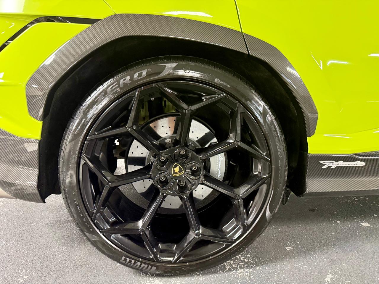 Lamborghini Urus Performante AWD 2023