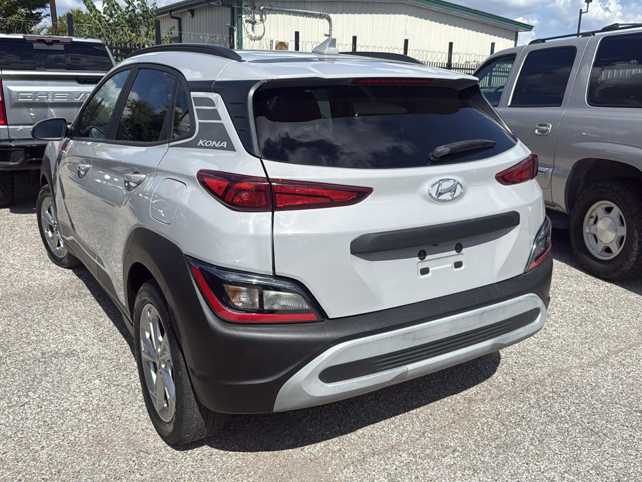 Hyundai Kona SEL Auto FWD 2023
