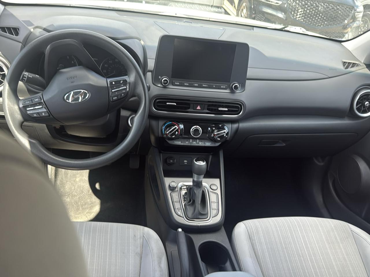 Hyundai Kona SEL Auto FWD 2023