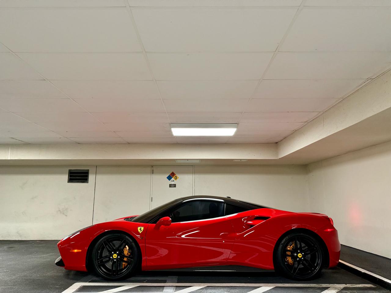 Ferrari 488 GTB Coupe 2017