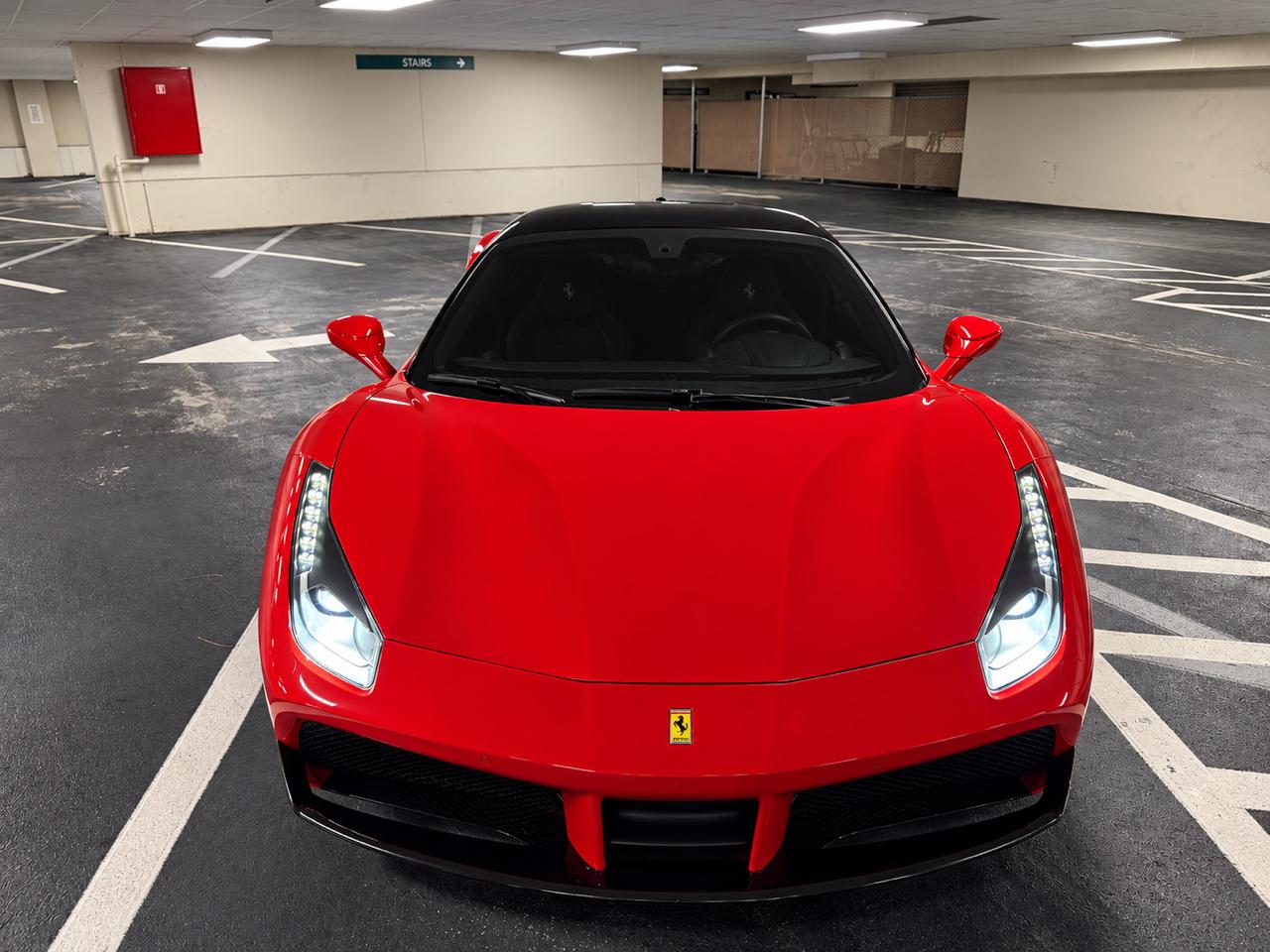 Ferrari 488 GTB Coupe 2017