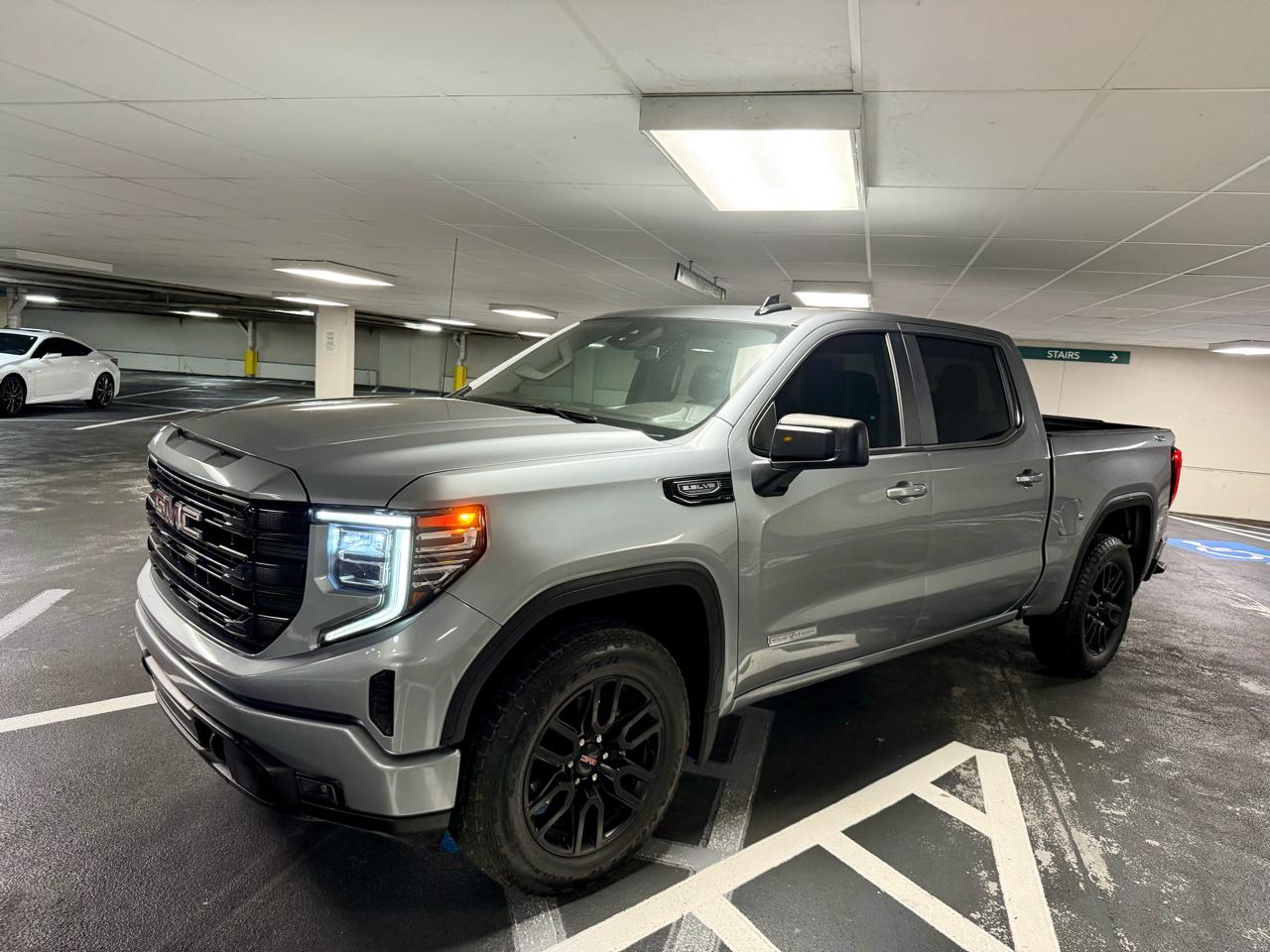 GMC Sierra 1500 4WD Crew Cab 147" Elevation w/3SB 2024