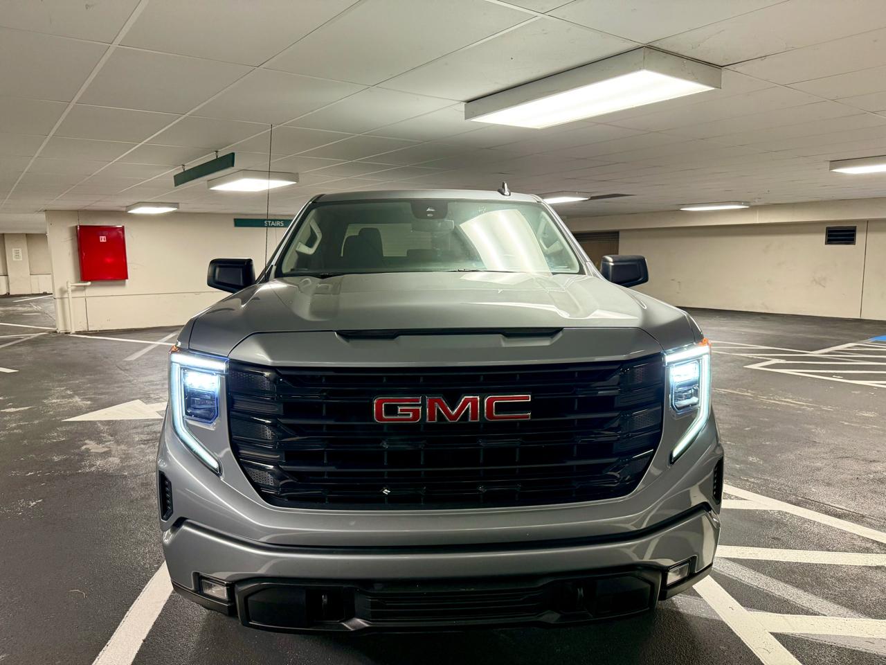 GMC Sierra 1500 4WD Crew Cab 147" Elevation w/3SB 2024
