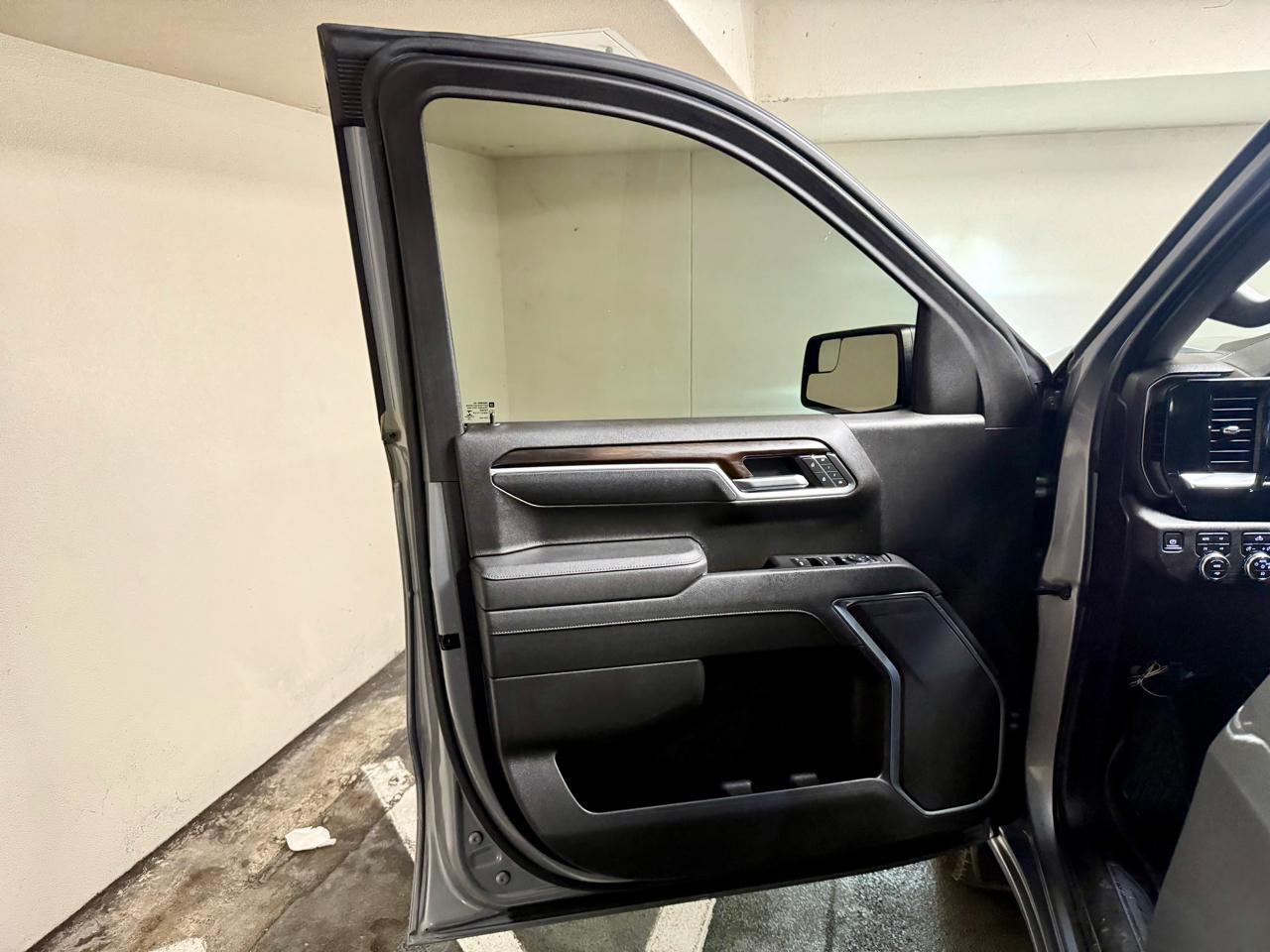 GMC Sierra 1500 4WD Crew Cab 147" Elevation w/3SB 2024