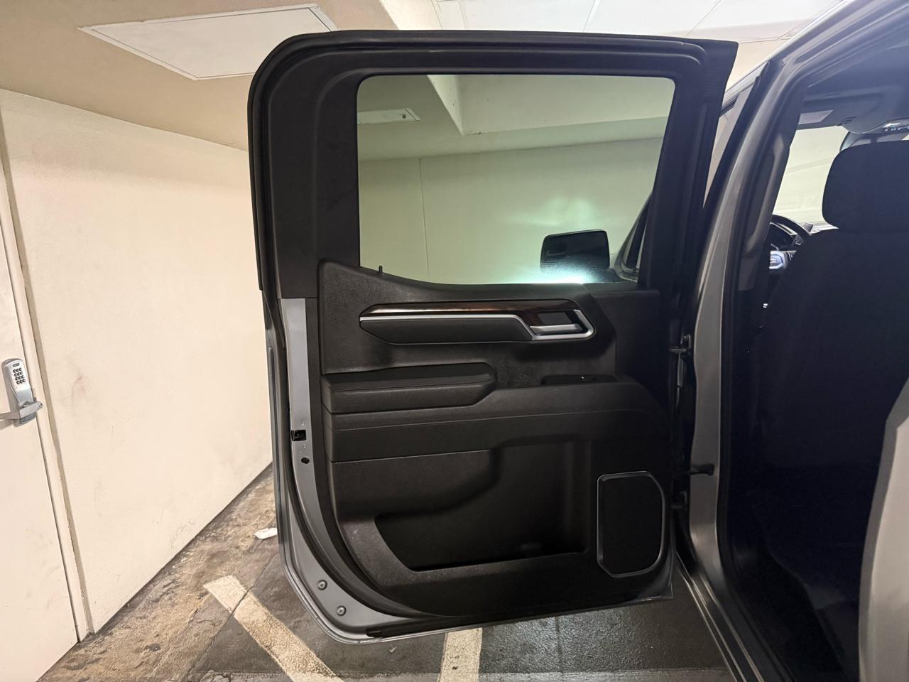 GMC Sierra 1500 4WD Crew Cab 147" Elevation w/3SB 2024