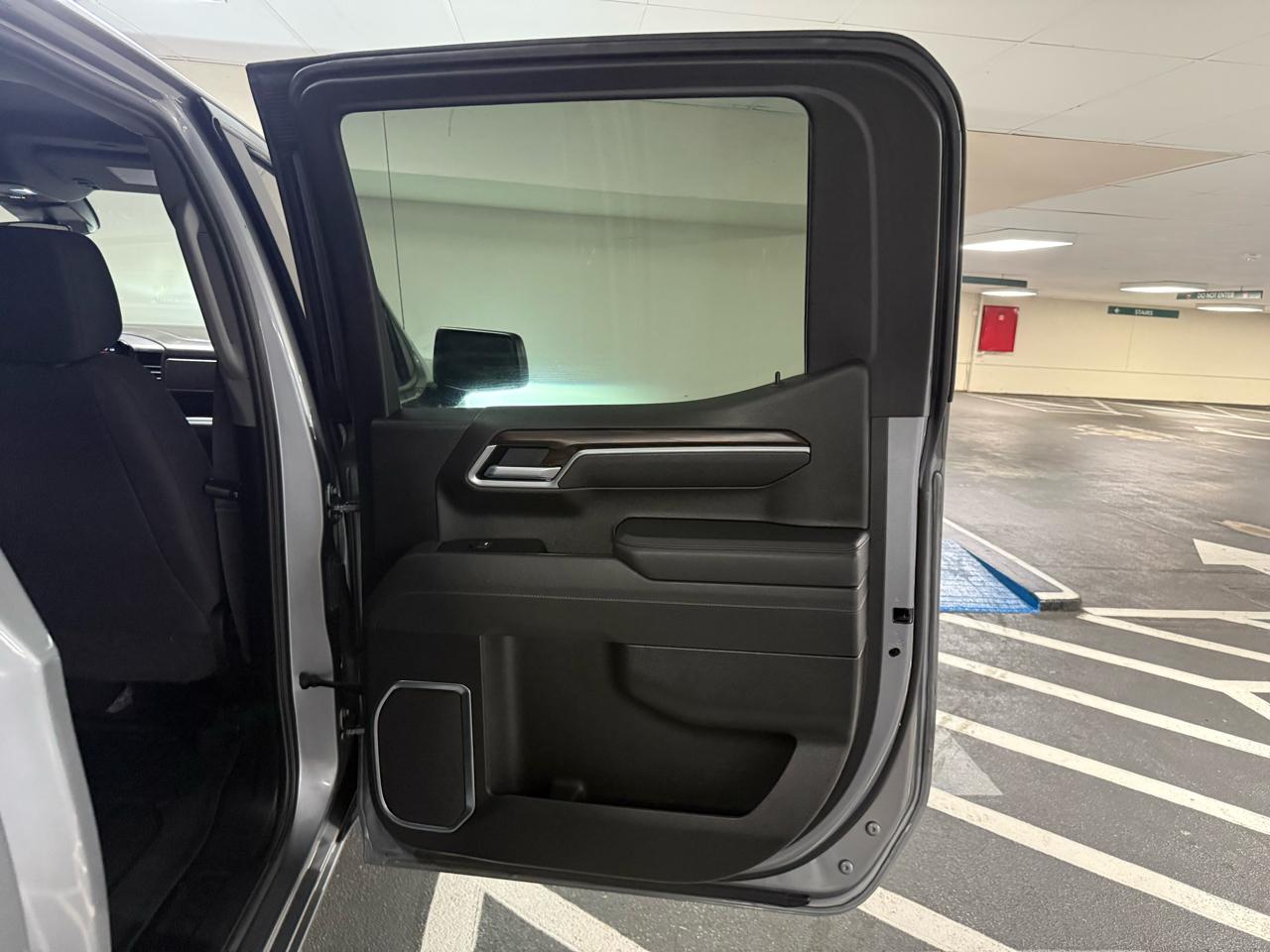 GMC Sierra 1500 4WD Crew Cab 147" Elevation w/3SB 2024