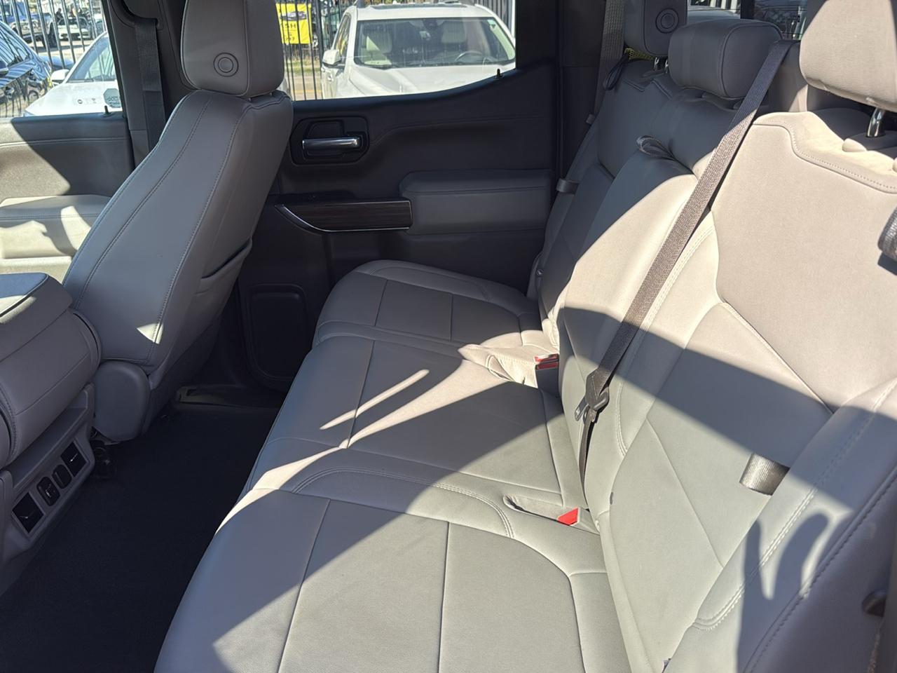 Chevrolet Silverado 1500 LTD 4WD Crew Cab 147" LT w/1LT 2022