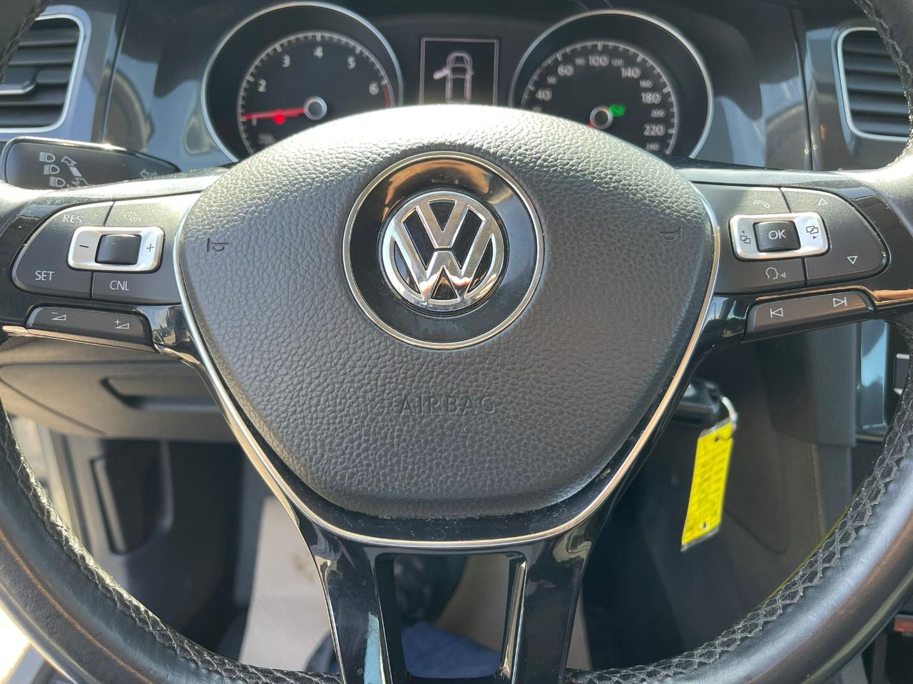 Volkswagen Golf  2018