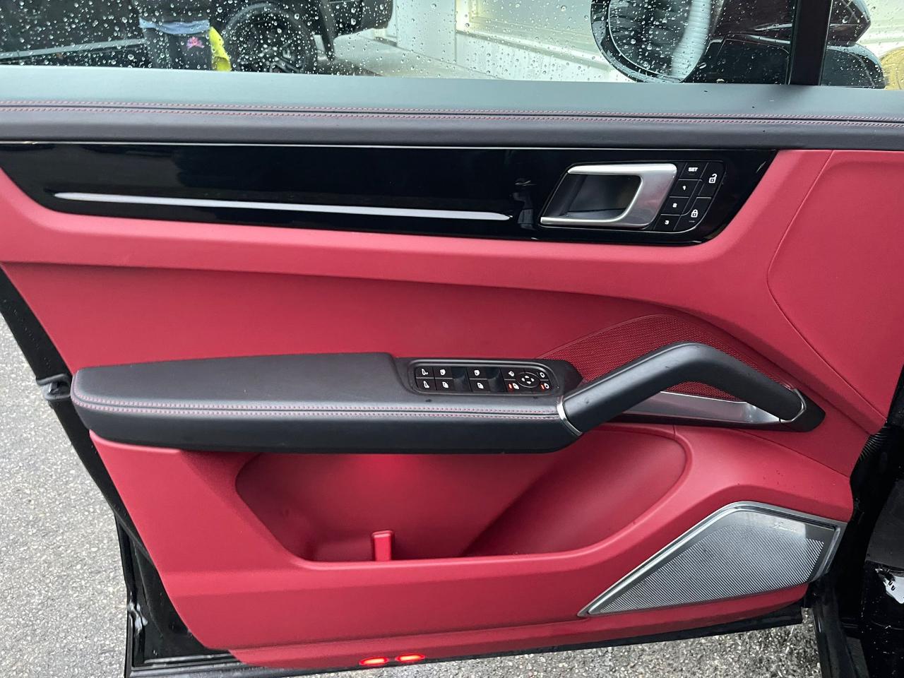 Porsche Cayenne  2022