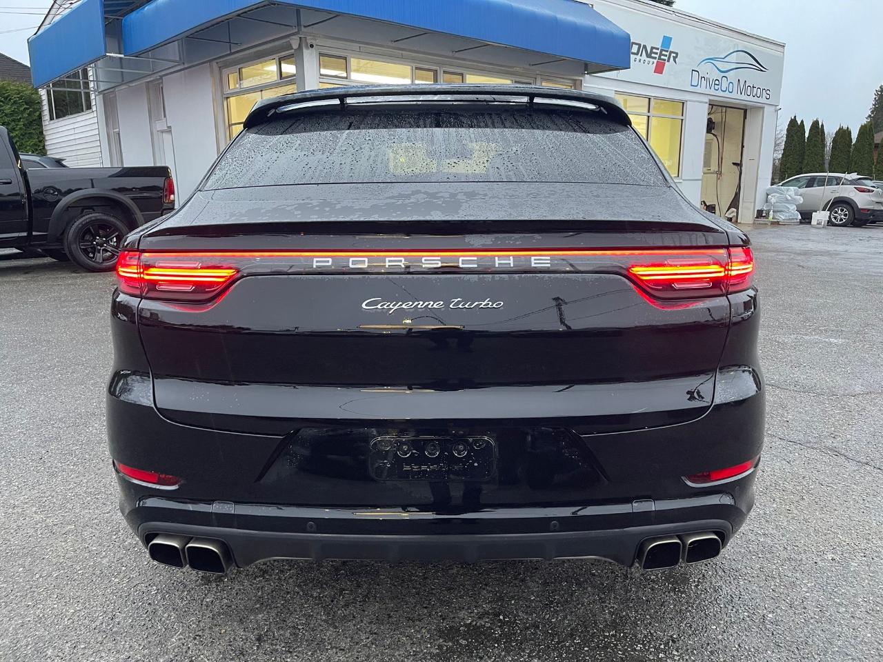 Porsche Cayenne  2022
