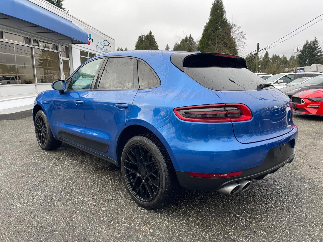 Porsche Macan  2017