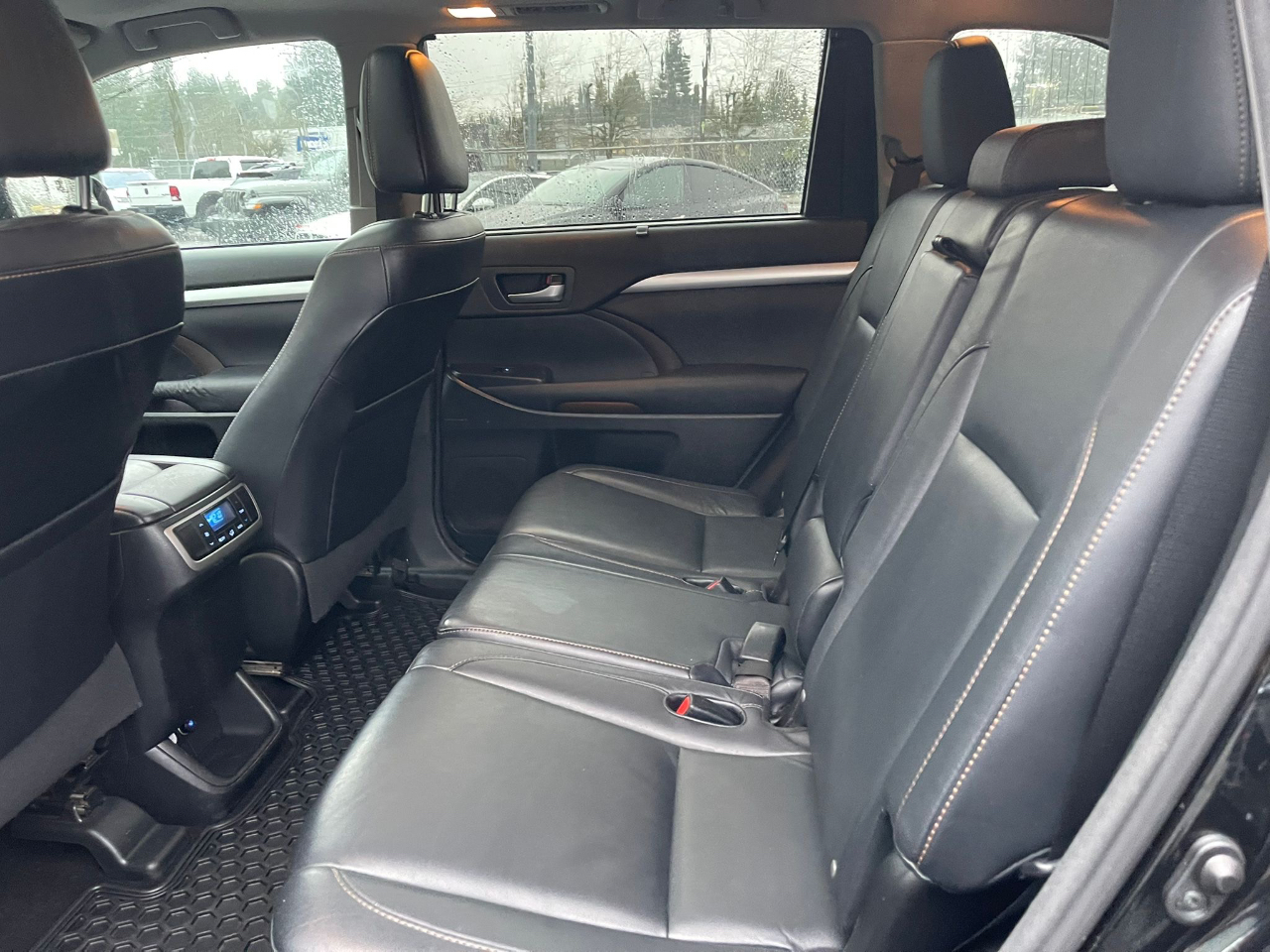 Toyota Highlander  2016