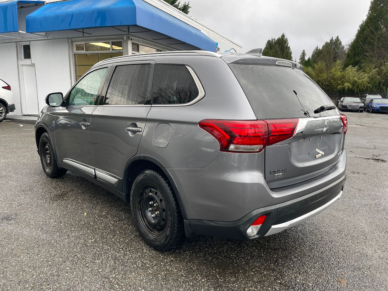 Mitsubishi Outlander  2018