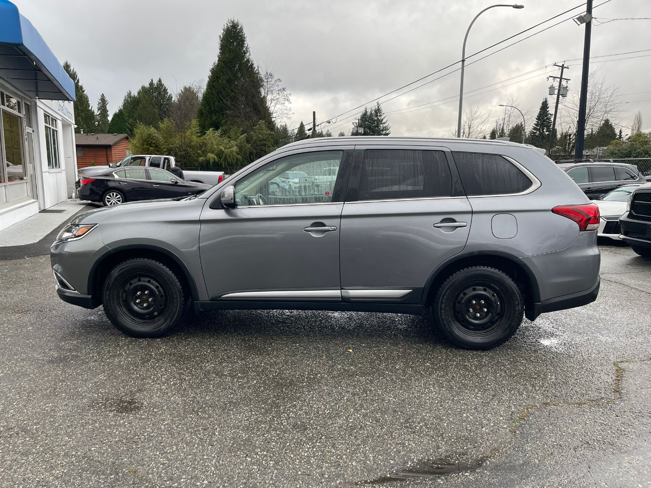 Mitsubishi Outlander  2018