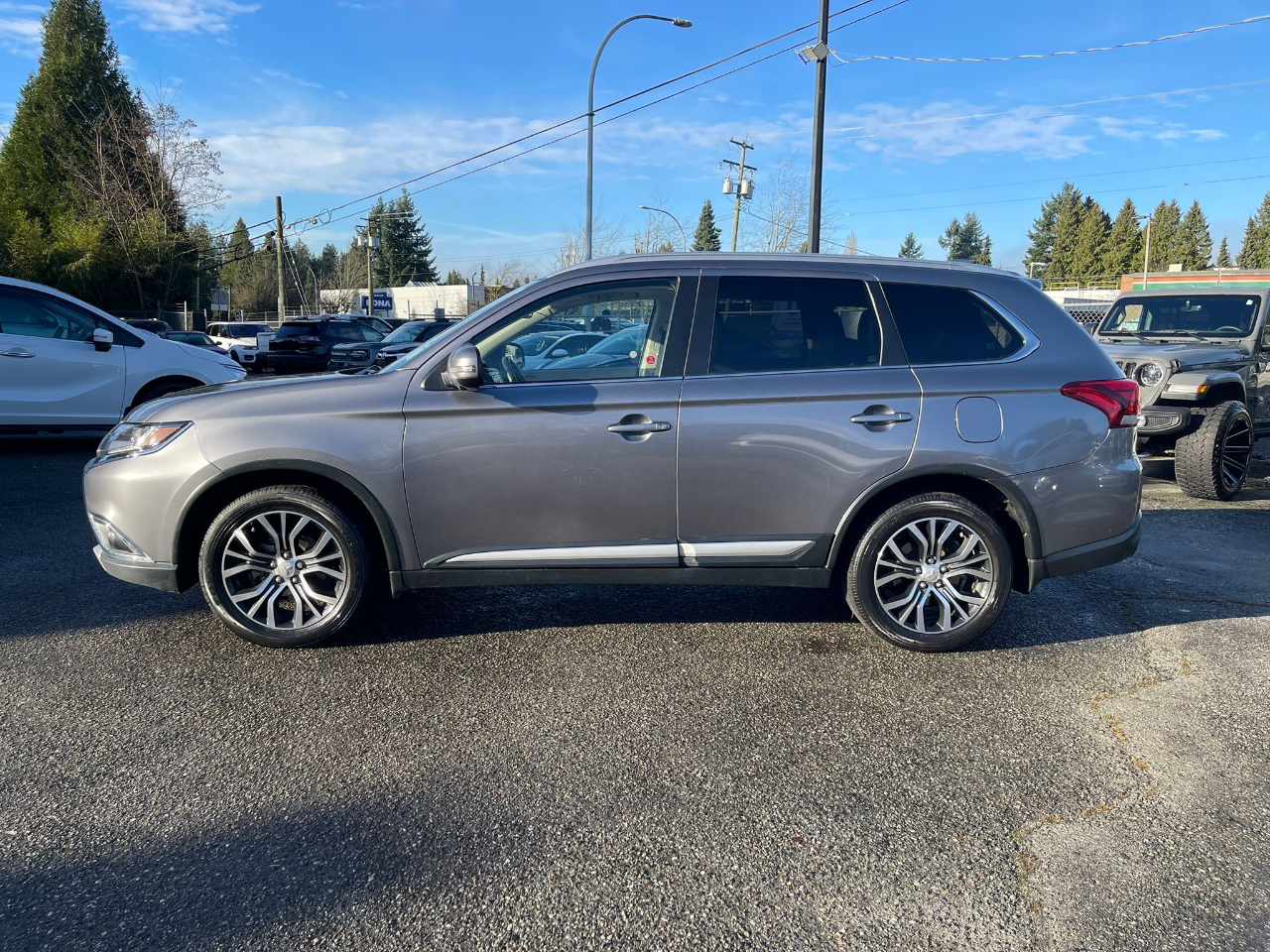 Mitsubishi Outlander  2018