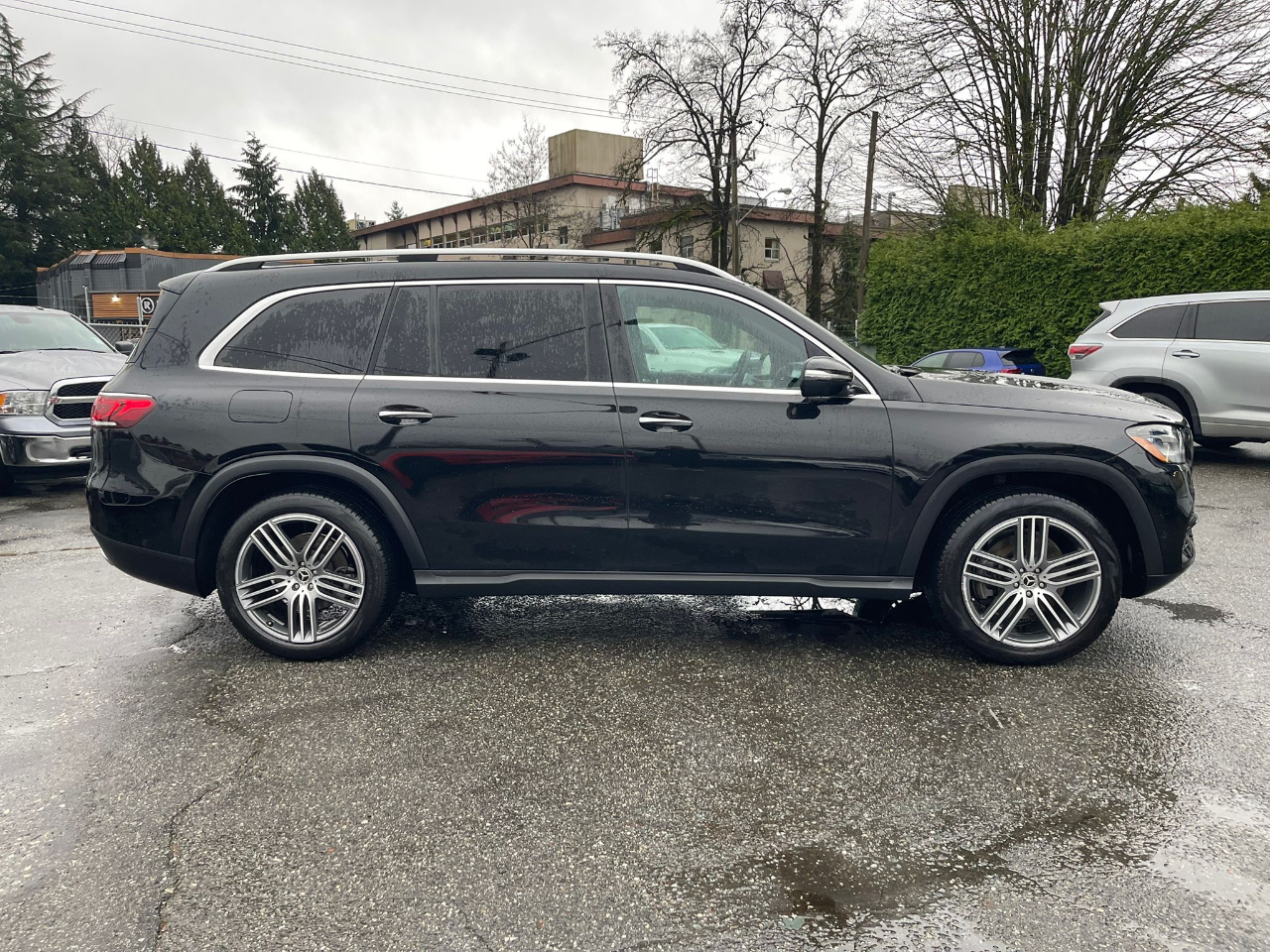 Mercedes-Benz GLS GLS 450 4MATIC SUV 2023