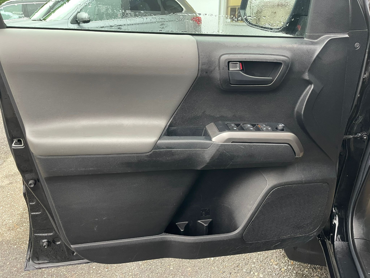 Toyota Tacoma 4WD  2022