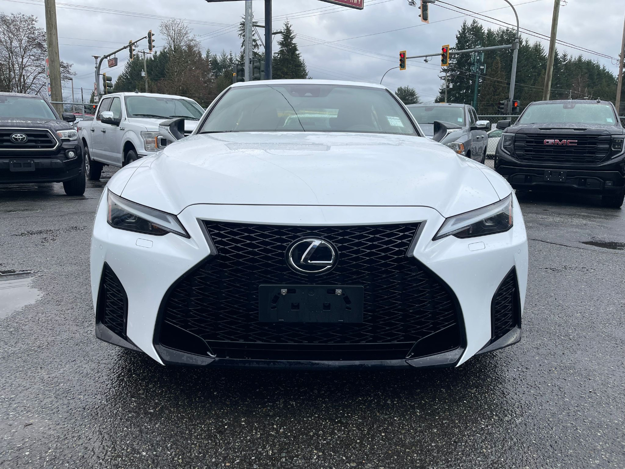 Lexus IS  2023